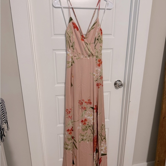 Lulus Women’s silk formal floral dress. - Picture 1 of 2